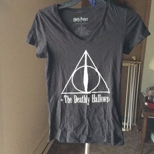 Black harry potter v-neck t-shirt